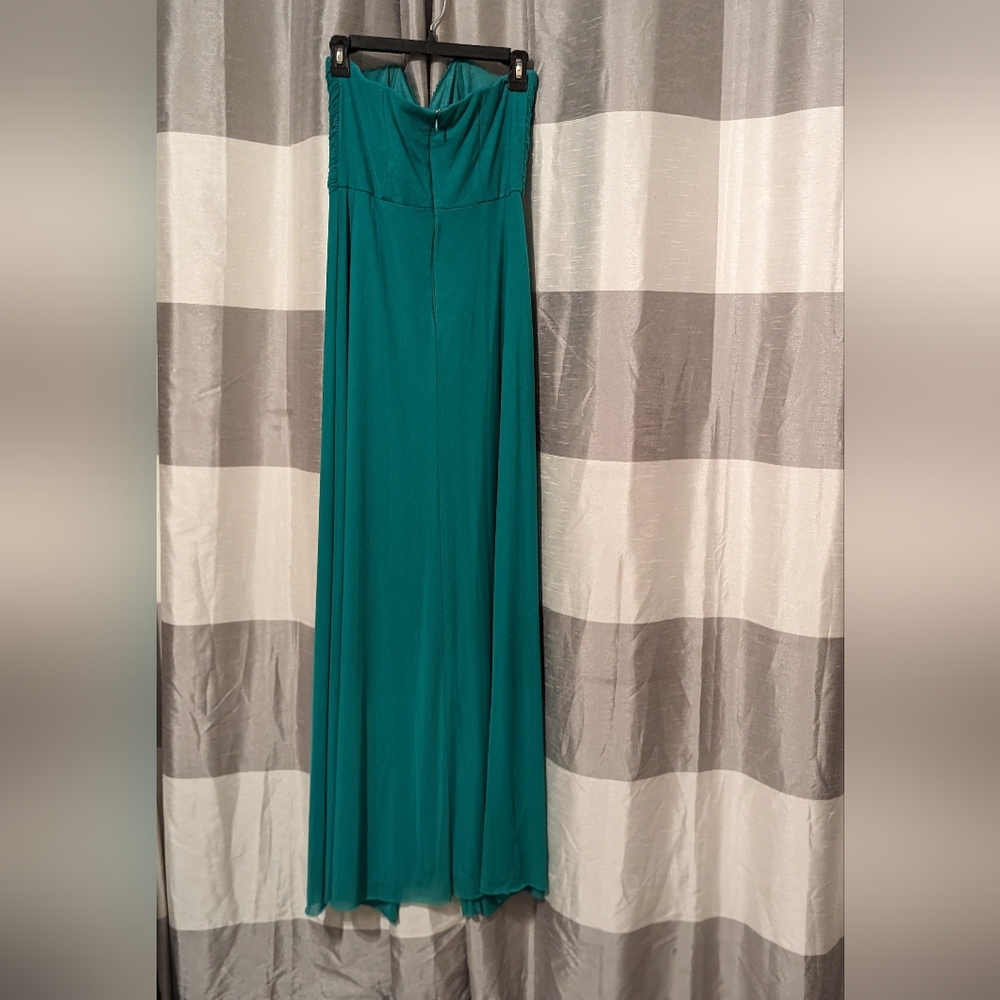 One by Eight Formal Gown Size 8, Teal with Colored Gems Prom - Picture 7 of 14